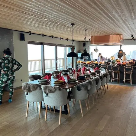Skiing In The Italian Alps- Chalet Cervinia Apartment Breuil-Cervinia