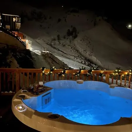 Skiing In The Italian Alps- Chalet Cervinia * Breuil-Cervinia
