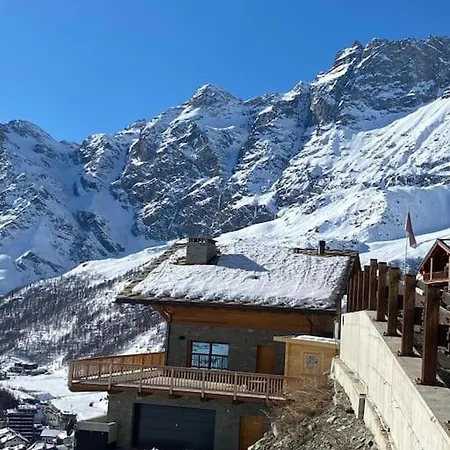 Apartment Skiing In The Italian Alps- Chalet Cervinia *